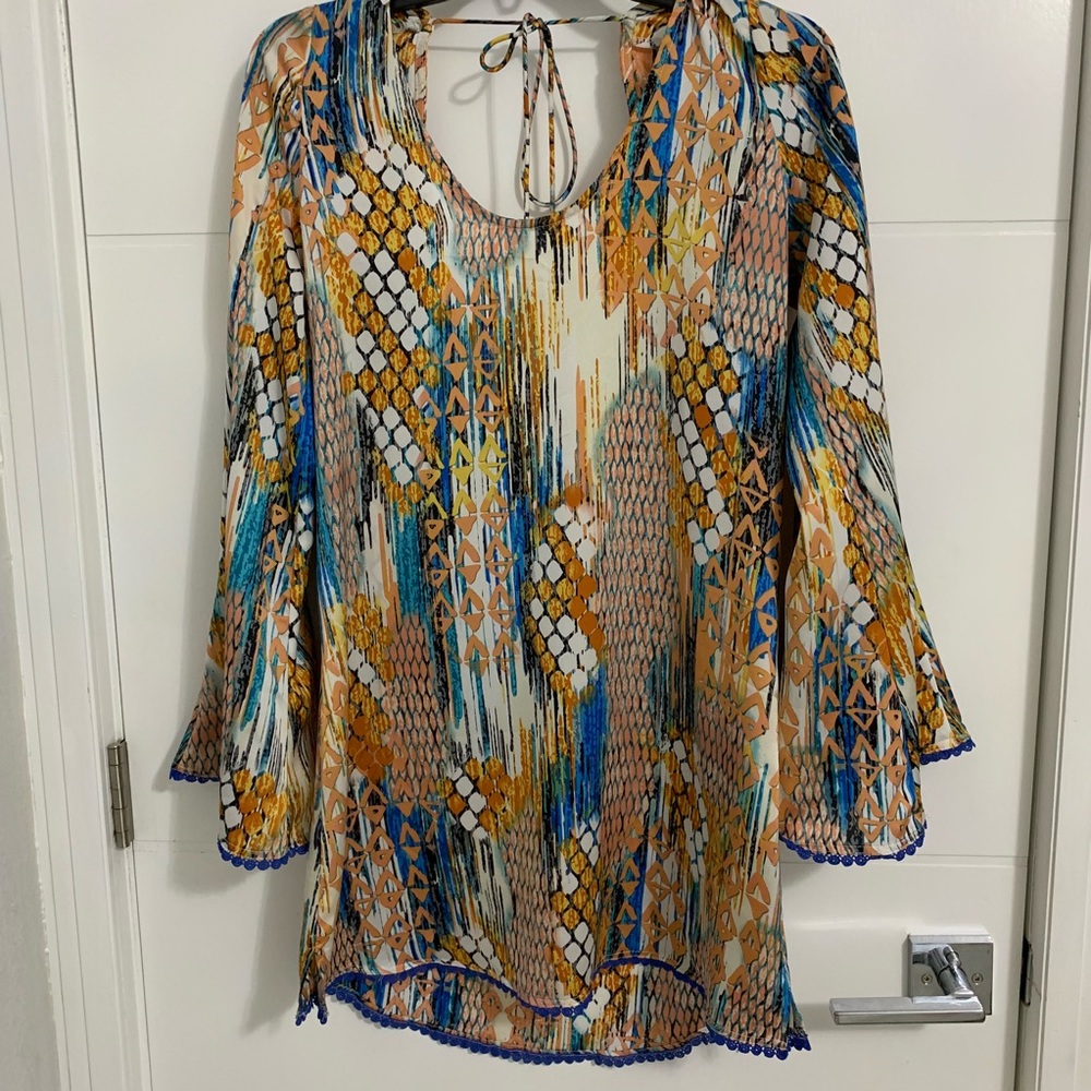 SATIN BELL SLEEVE OPEN BACK DRESS 🔥💙